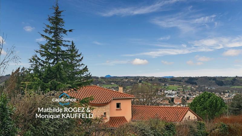 Maison - 274 m² - 7 pièces