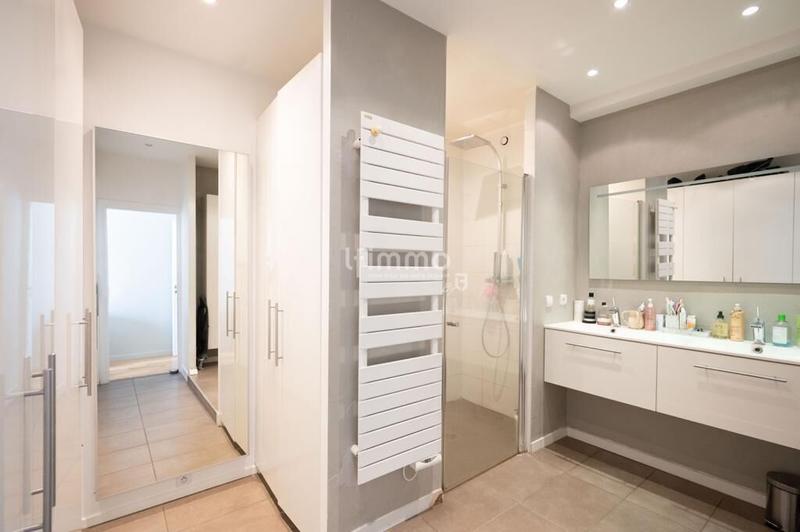 Maison d'architecte - 250 m² - 7 pièces