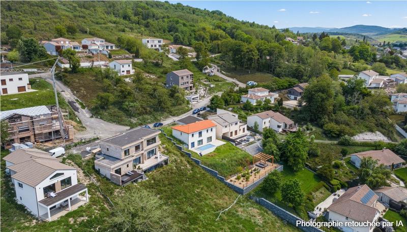 Maison - 143 m² - 6 pièces