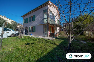 Maison - 130 m² - 4 pièces