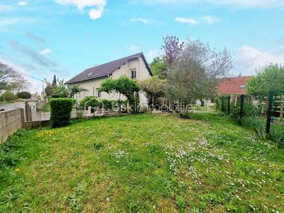 Maison - 131 m² - 6 pièces