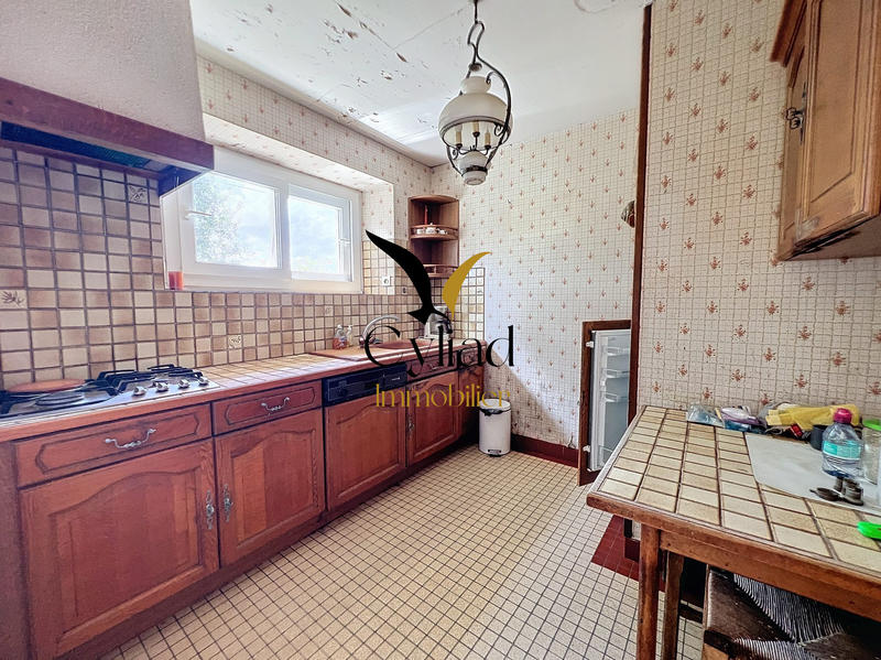 Maison ancienne - 180 m² - 4 pièces