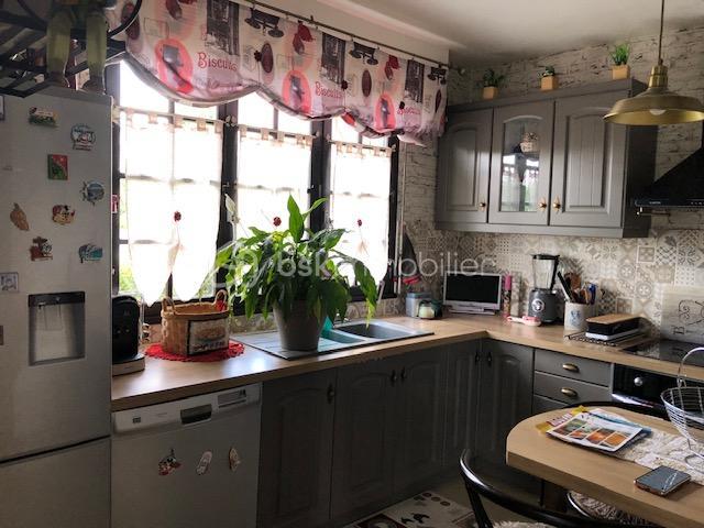 Maison - 171 m² - 6 pièces