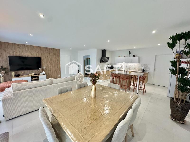 Maison - 123 m² - 5 pièces