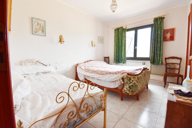 Propriété - 320 m² - 14 pièces