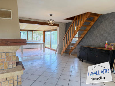 Maison - 100 m² - 6 pièces