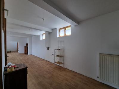 Maison - 163 m² - 8 pièces