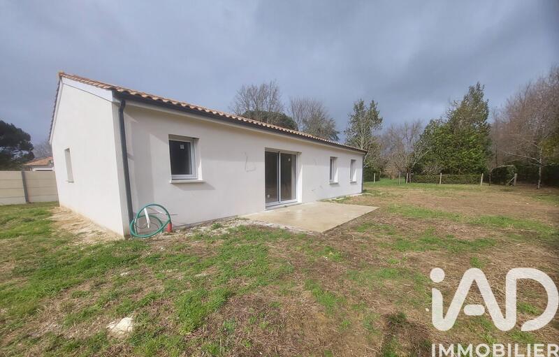 Maison - 93 m² - 4 pièces