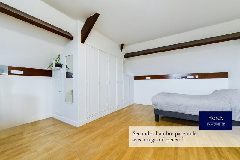 Maison - 162 m² - 6 pièces