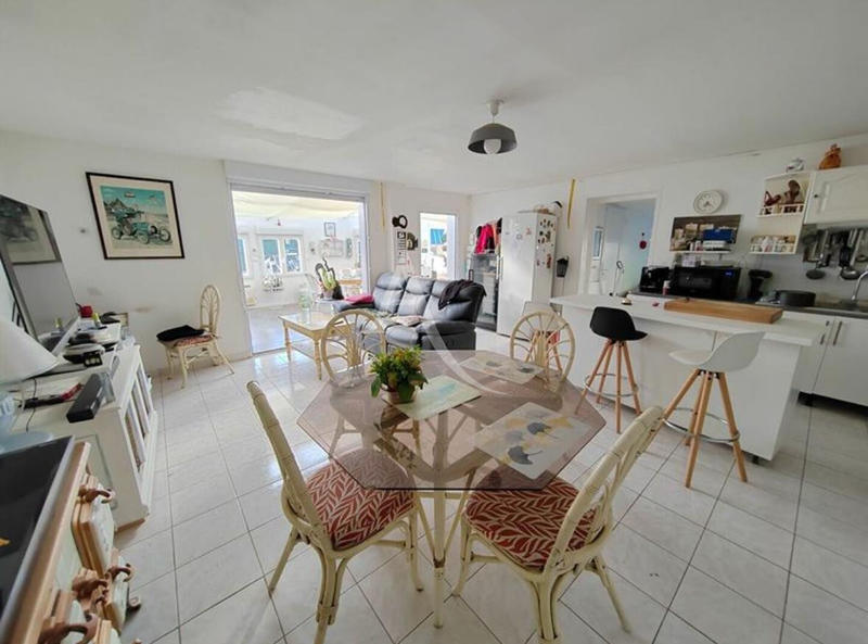 Immeuble - 2 800 m² - 7 pièces