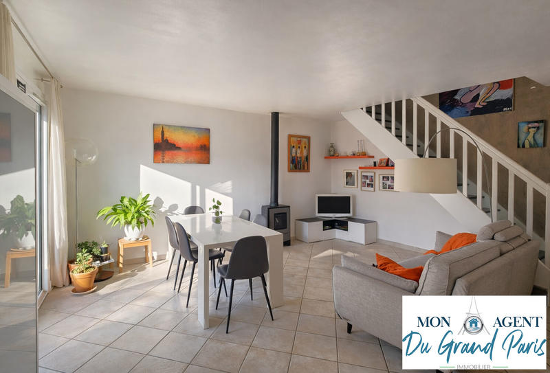 Maison - 85 m² - 5 pièces