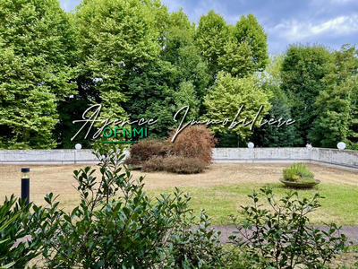 Appartement - 108 m² - 5 pièces