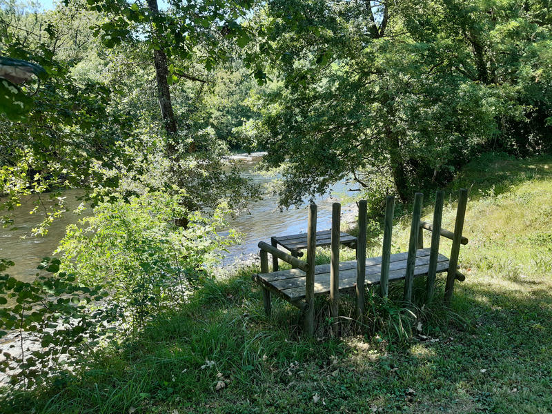 Propriété - 300 m² - 11 pièces