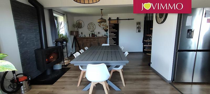 Maison - 234 m² - 8 pièces