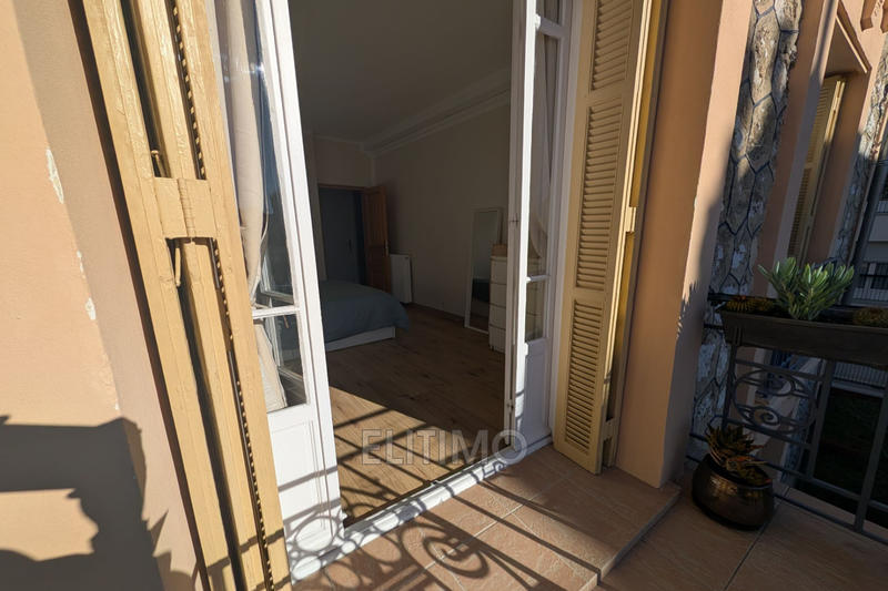 Appartement - 95 m² - 4 pièces