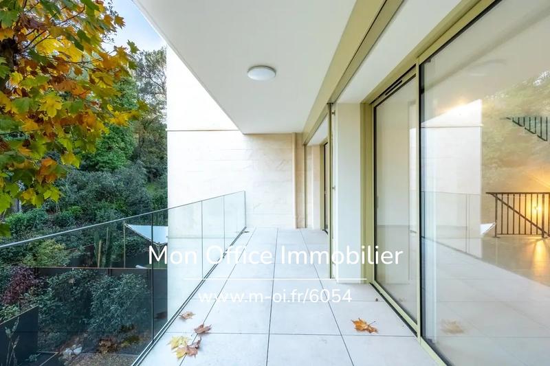 Appartement - 120 m² - 5 pièces