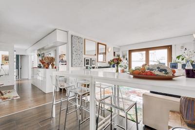 Appartement - 82 m² - 5 pièces