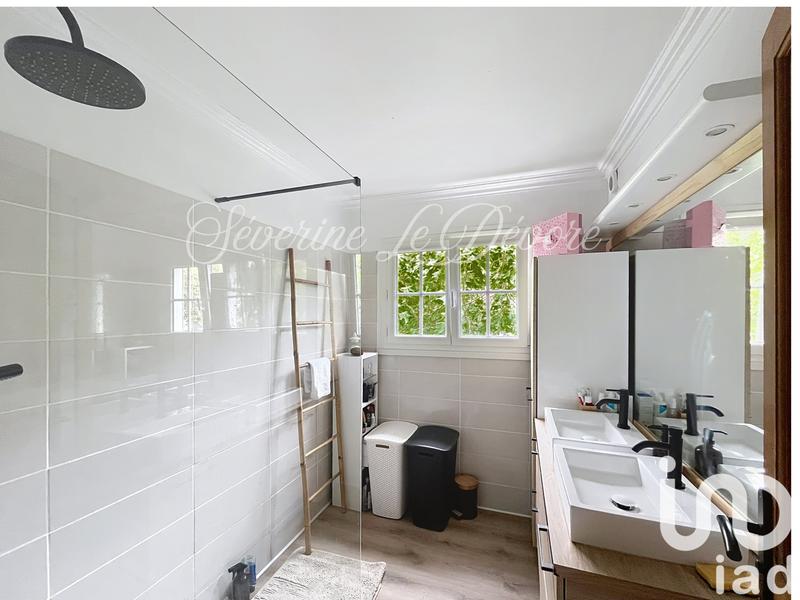 Maison - 111 m² - 6 pièces