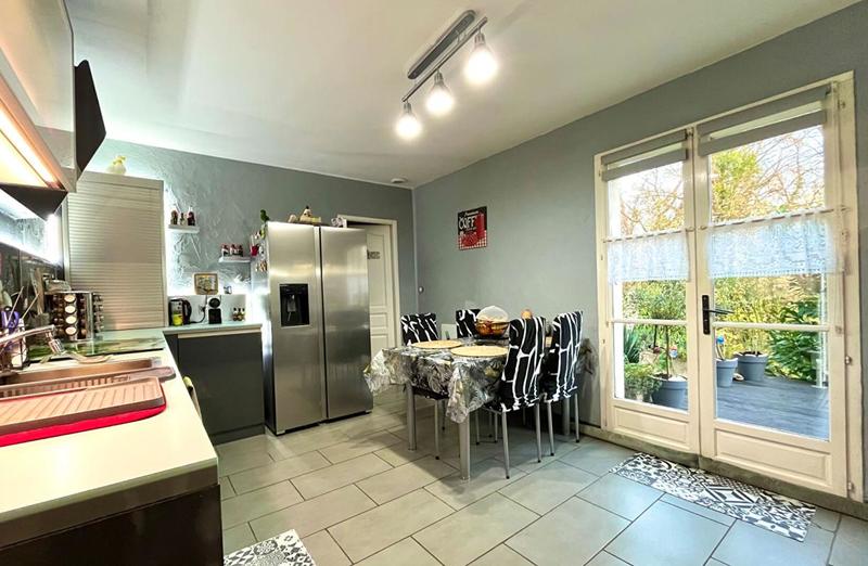 Maison - 148 m² - 7 pièces