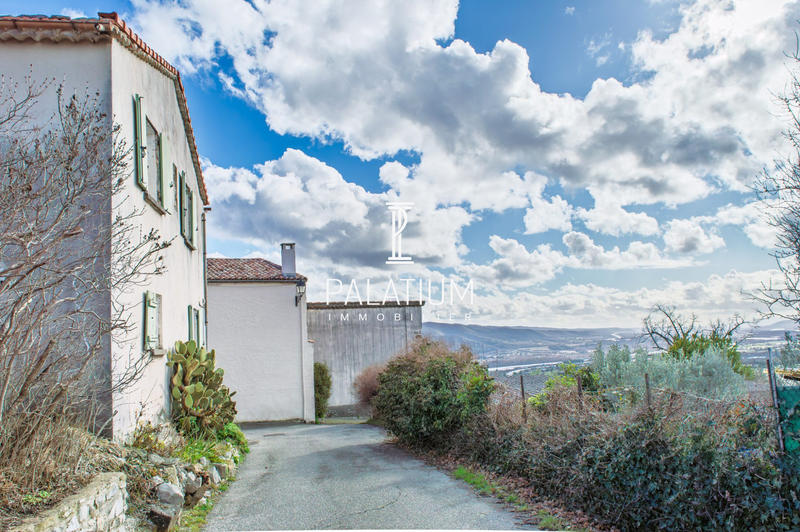 Maison - 94 m² - 3 pièces