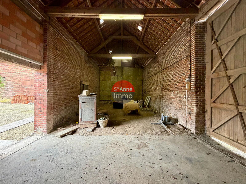 Maison - 220 m² - 7 pièces