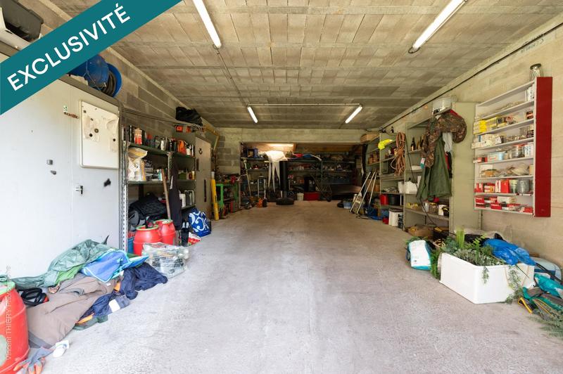 Maison - 201 m² - 7 pièces