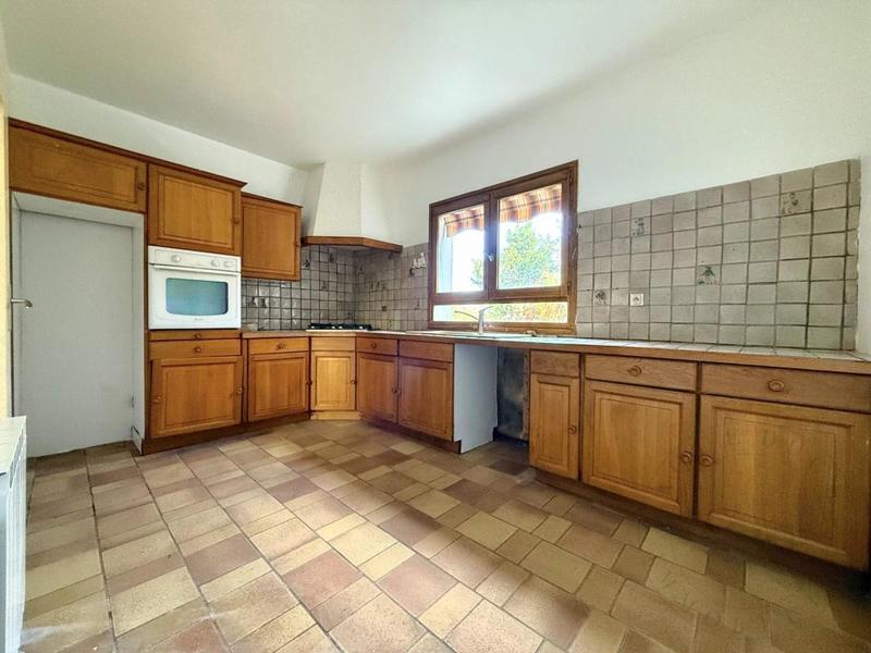 Villa - 168 m² - 7 pièces