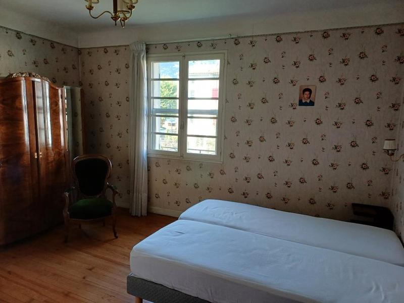 Maison - 134 m² - 9 pièces