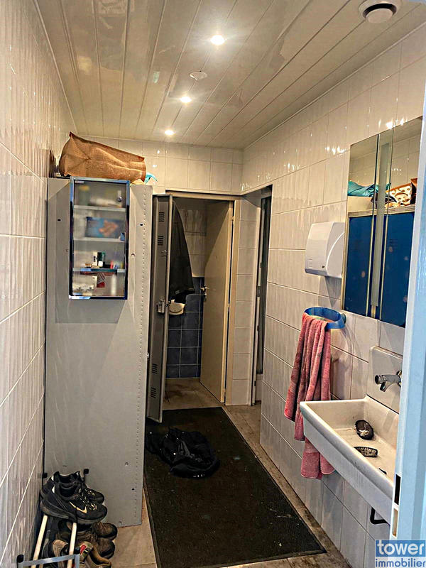 Local d'activités - 454 m² - 10 pièces