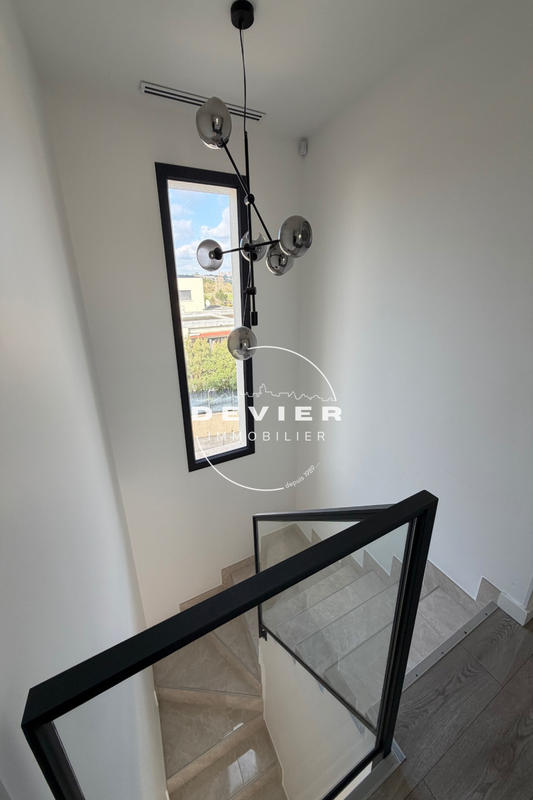 Maison contemporaine - 152 m² - 6 pièces