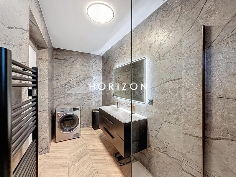 Maison traditionnelle - 82 m² - 4 pièces