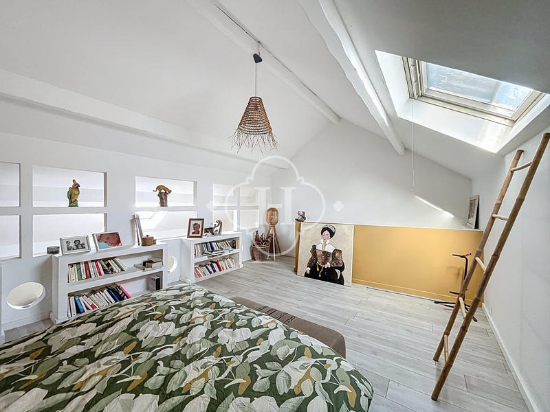 Maison - 191 m² - 8 pièces