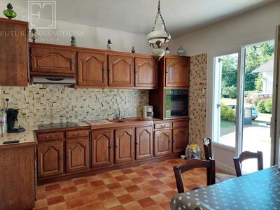 Maison - 95 m² - 7 pièces