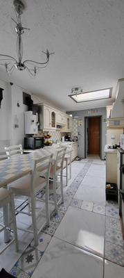 Maison - 100 m² - 8 pièces