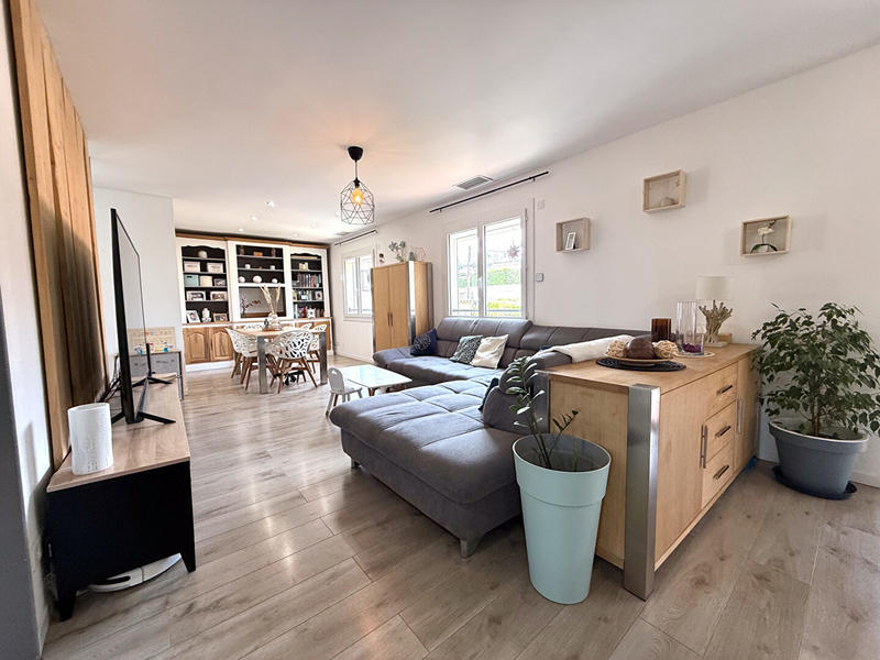 Maison - 135 m² - 5 pièces