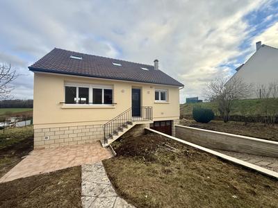 Maison - 110 m² - 6 pièces