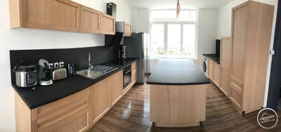 Maison - 200 m² - 8 pièces