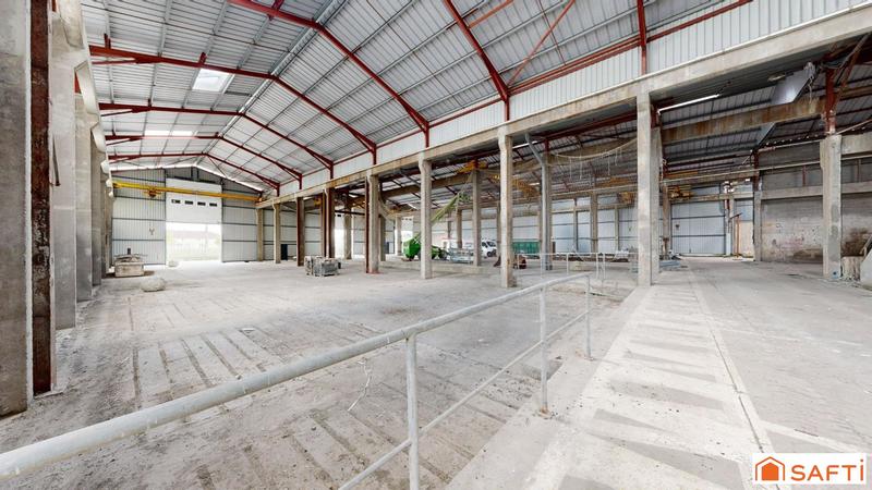 Bureau - 10 600 m² - 8 pièces