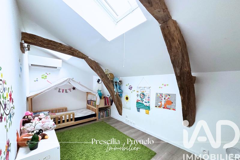 Maison - 185 m² - 6 pièces