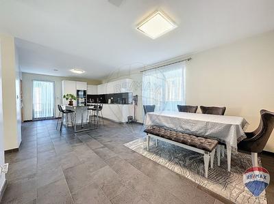 Maison - 178 m² - 6 pièces