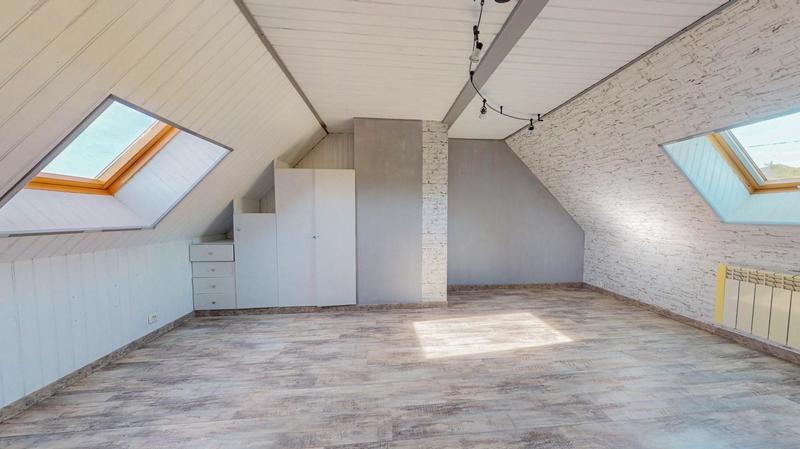 Maison - 111 m² - 5 pièces