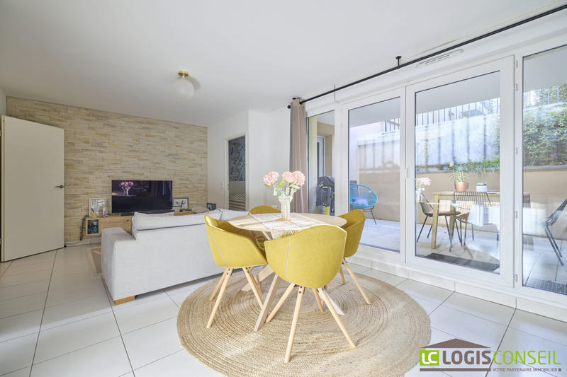 Appartement - 64 m² - 3 pièces