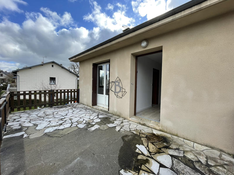 Appartement - 90 m² - 4 pièces