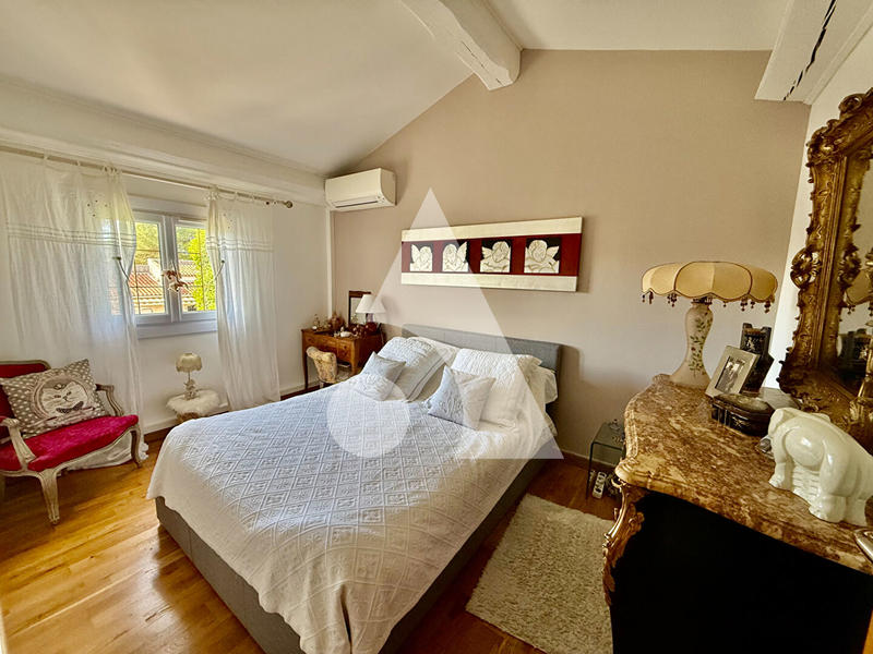 Maison - 108 m² - 6 pièces