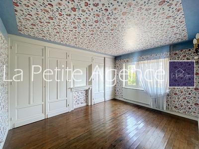 Maison - 160 m² - 6 pièces