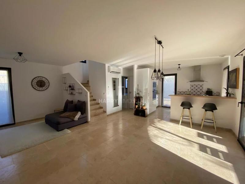 Maison - 115 m² - 6 pièces