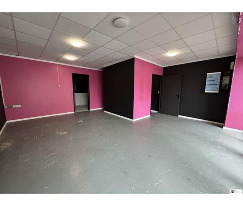 Local commercial - 47 m² - 2 pièces