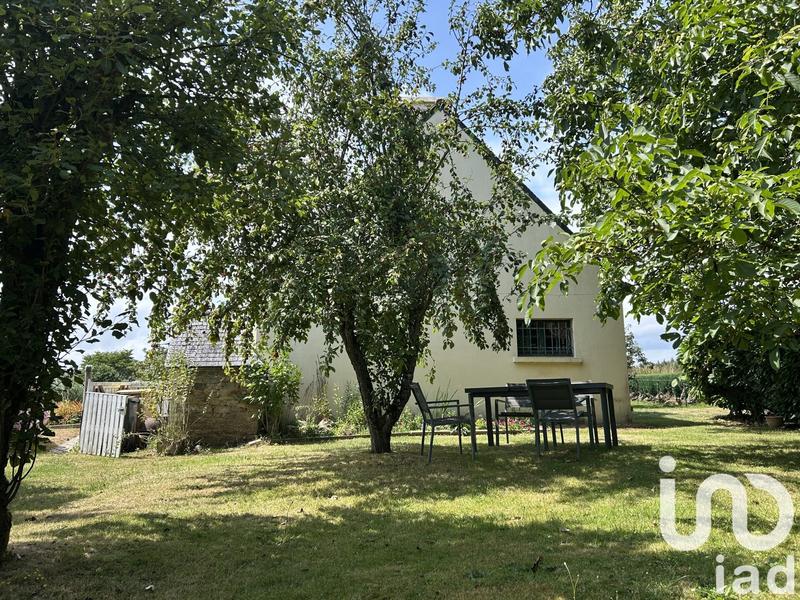 Maison - 245 m² - 9 pièces