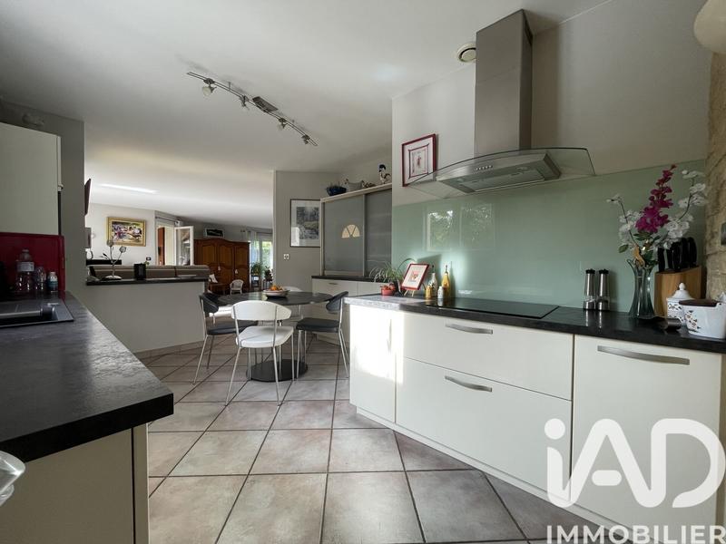 Maison - 141 m² - 7 pièces