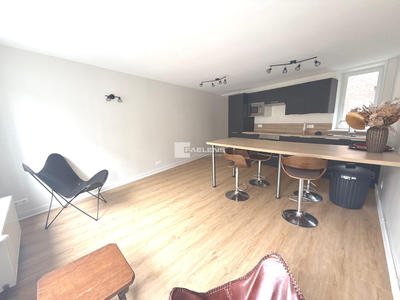 Appartement - 83 m² - 4 pièces